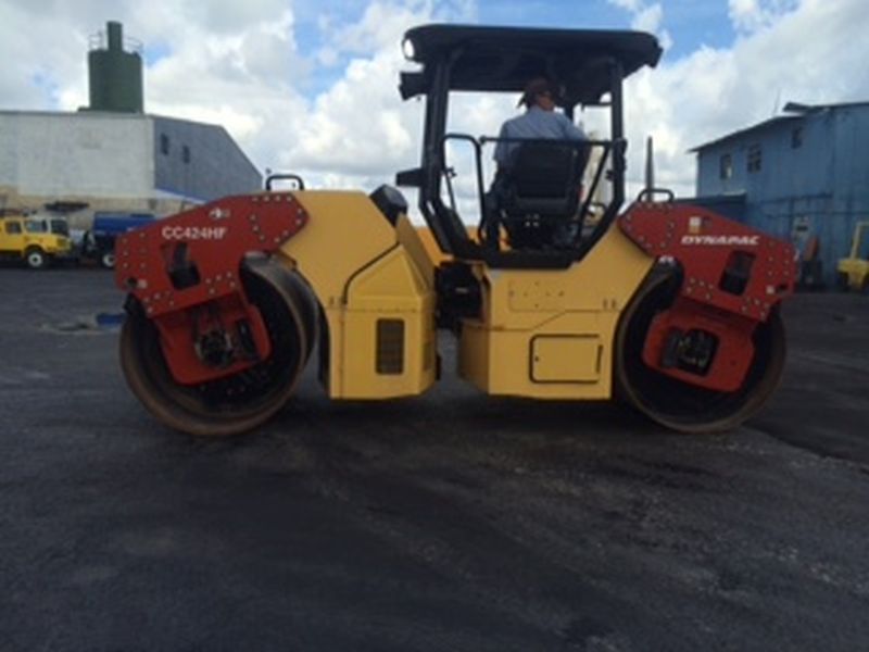  2012 Dynapac CC424VF Double Drum Roller