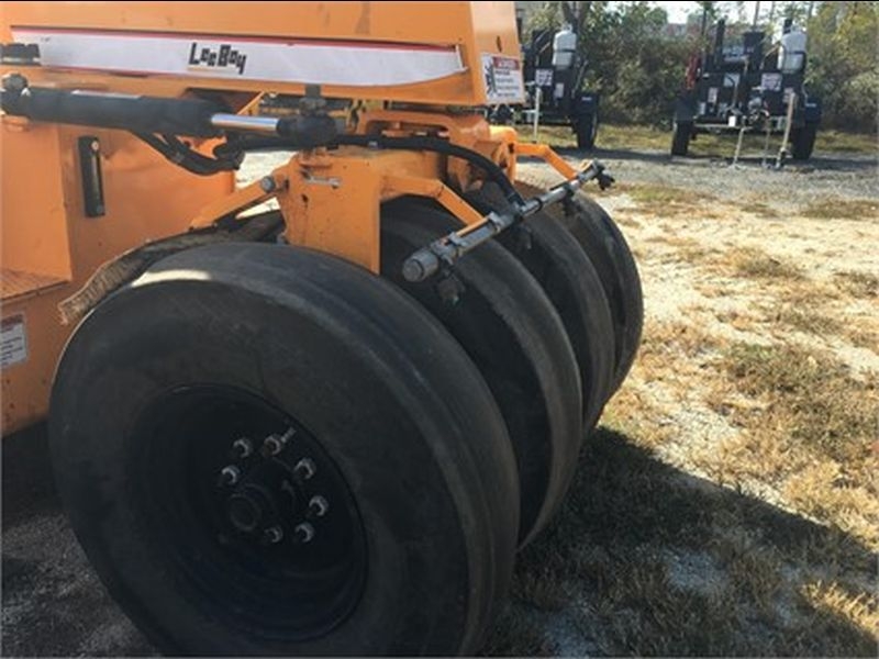 Виброкаток 2014 Leeboy 420 Pneumatic Roller Виброкаток 2014 Leeboy 420 Pneumatic Roller