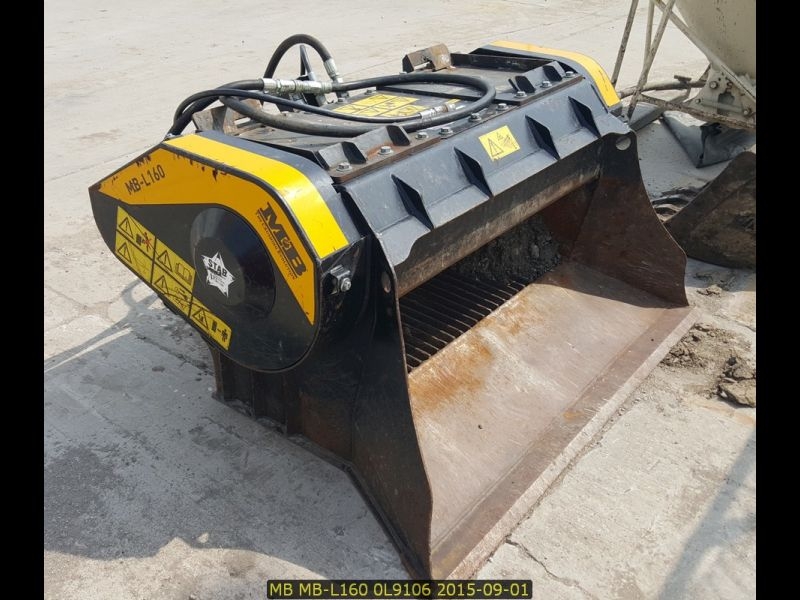  MB America MB-L160 Bucket Crusher