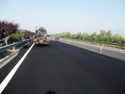 Асфальтовое защитное покрытие и любопытный случай появления потертостей