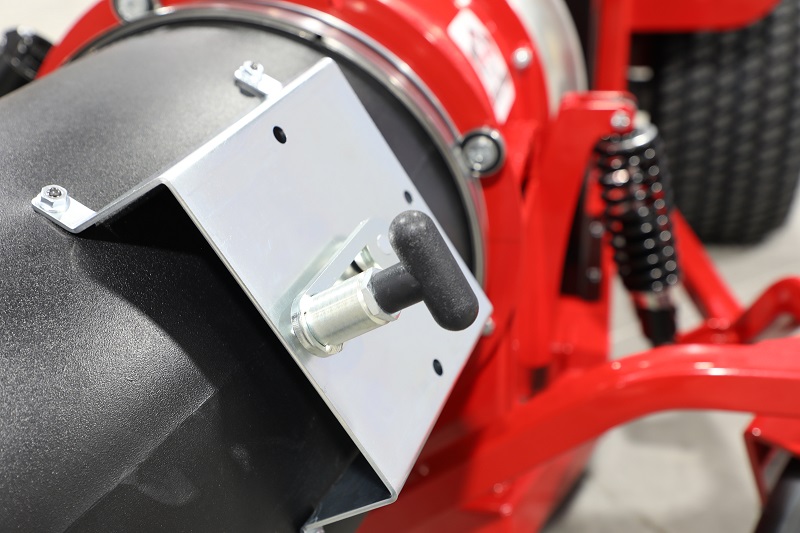 Самоходная воздуходувка для удаления мусора,пыли, снега и т.п. Buffalo Turbine Blitz MEGA 40HP Самоходная воздуходувка для удаления мусора,пыли, снега и т.п. Buffalo Turbine Blitz MEGA 40HP