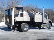 Грузовик для ямочного ремонта асфальтобетона (2)