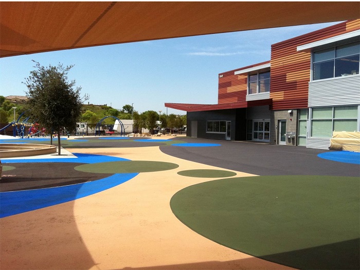 Портативное устройство для нанесения жидких цветных покрытий