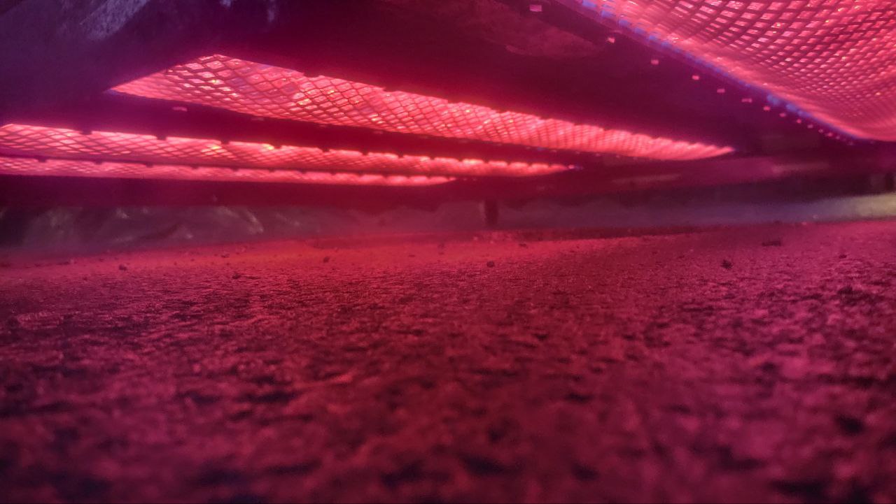 Инфракрасный нагреватель продольных швов ИКН SP-100 на асфальтоукладчик Инфракрасный нагреватель продольных швов ИКН SP-100 на асфальтоукладчик