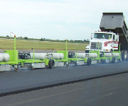 Нагреватель продольных швов на асфальте